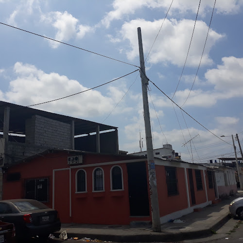 Opiniones de UNIDAD EDUCATIVA FISCAL CAMILO GALLEGOS DOMINGUEZ en Guayaquil - Escuela