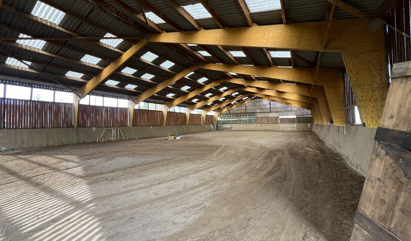 Propriété avec piscine Arnac-Pompadour