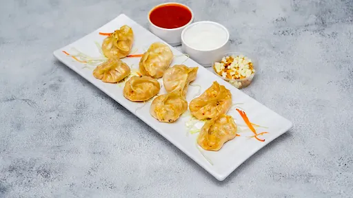 Chicken & Cheese Steam Momos