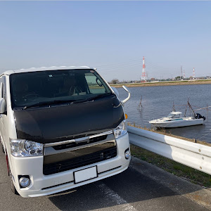 ハイエースバン GDH206V