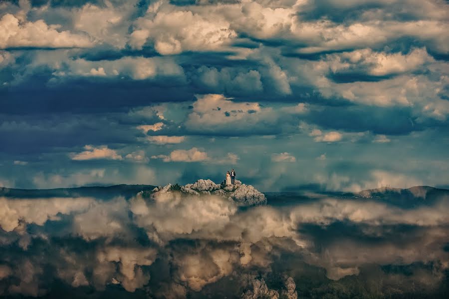 Fotógrafo de bodas Maciek Januszewski (maciekjanuszews). Foto del 24 de agosto 2017