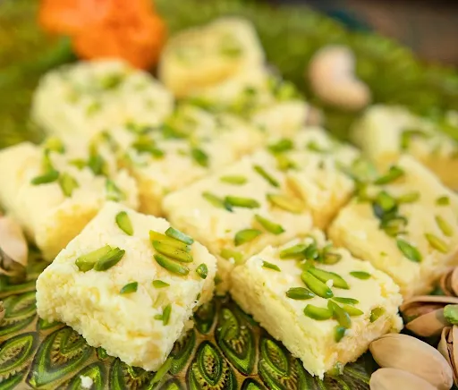 Doodh Pista Burfi