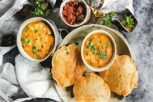 Stuffed Poori With Aloo Ki Sabzi