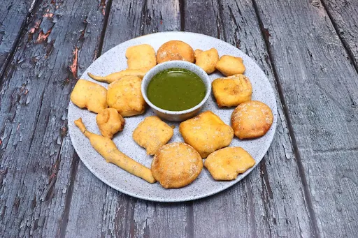 Mixed Pakoda [14 Pieces]