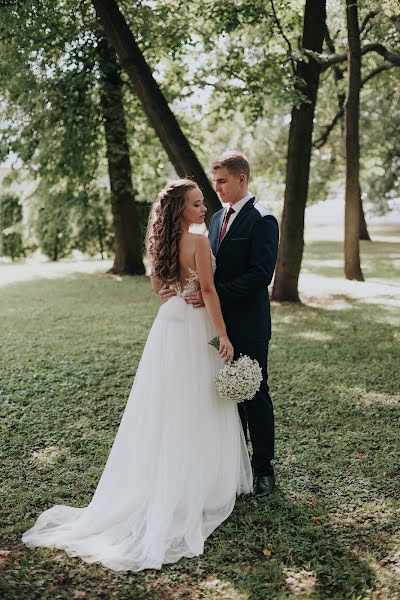 Fotografo di matrimoni Darya Gryazeva (snegsnega). Foto del 17 ottobre 2021