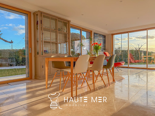 Maison avec jardin et terrasse 3