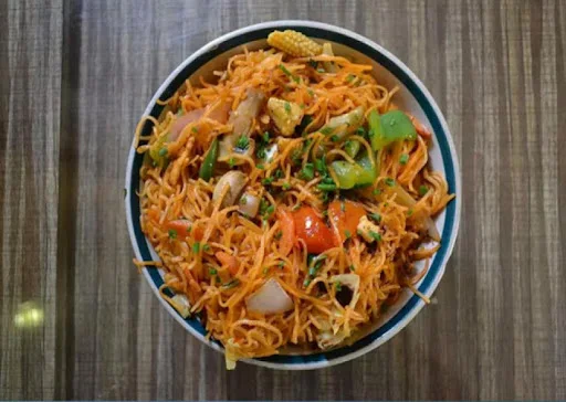 Singapuri Chicken Noodles