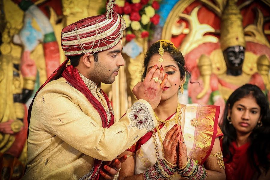 婚礼摄影师Gopi Krishna Uppala（srirastuweddings）。2020 12月9日的照片