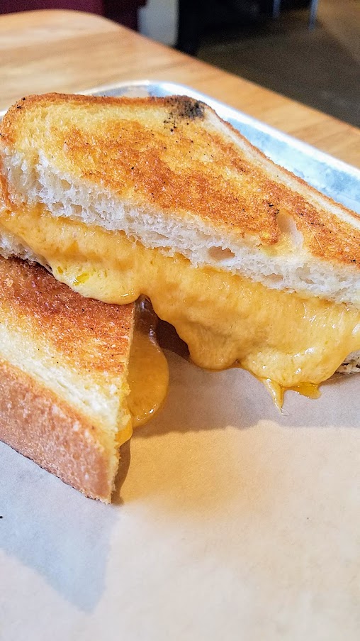 Bunk Bar at Water Ave, Grilled Cheese with Tillamook cheddar