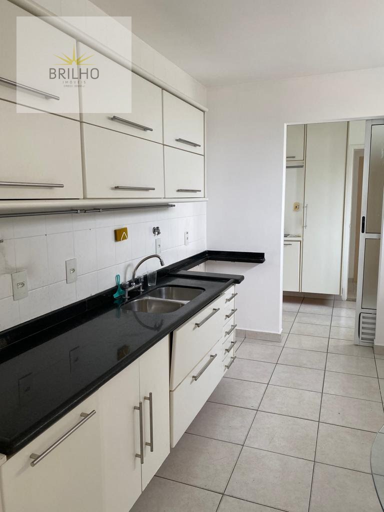 Cobertura à venda com 4 quartos, 300m² - Foto 9