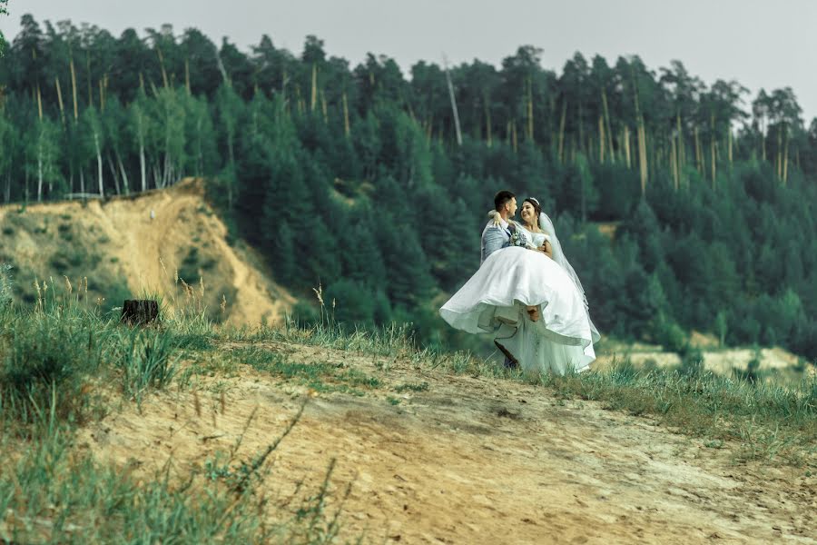 Fotógrafo de bodas Artem Mokhov (id282697432). Foto del 31 de agosto 2019