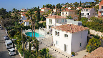 villa à Saint-raphael (83)