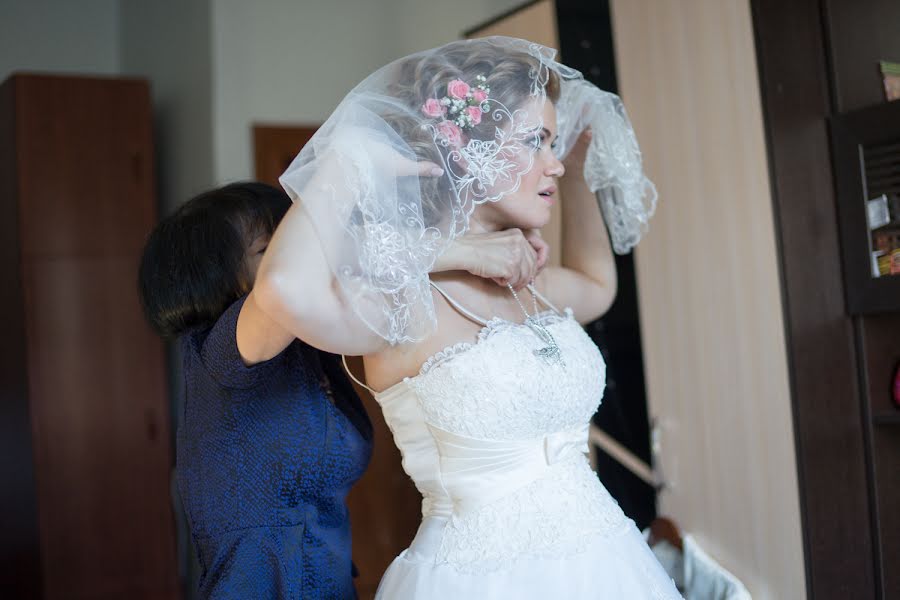 Wedding photographer Vladimir Pyatykh (vladimirpyatykh). Photo of 26 May 2014