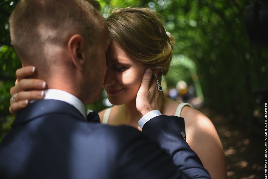 Fotógrafo de casamento Sergey Zhuravlev (zhurasu). Foto de 10 de agosto 2015