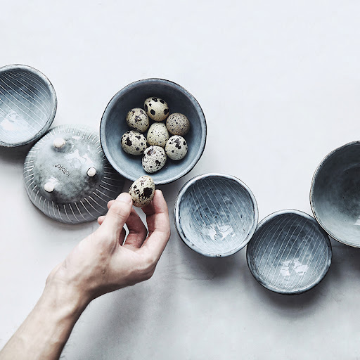 Title 3, Slightly Flawed Ceramic Retro Rice Bowl perfect...