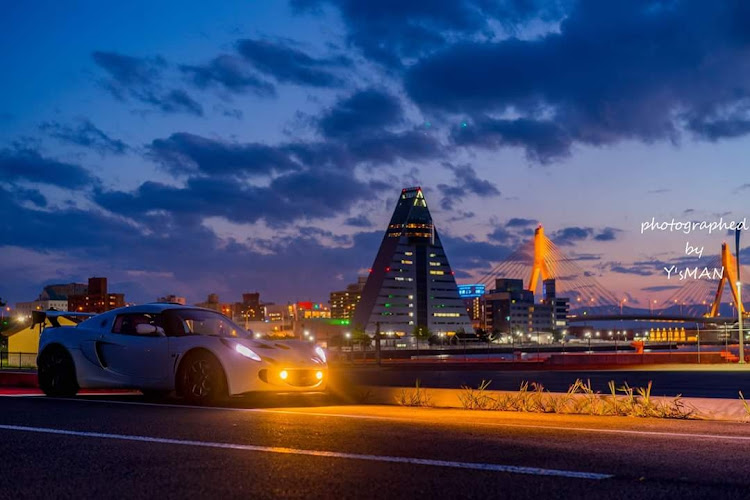 エキシージの青森市・エキシージ・ドライブ・夜景と愛車に関するカスタム事例の投稿画像1枚目