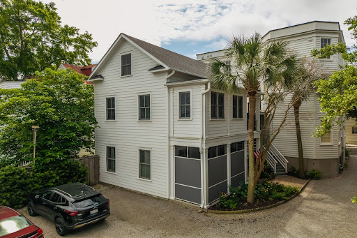 House 3