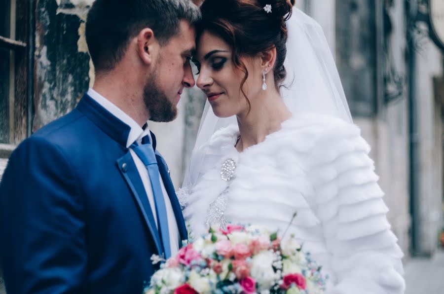 Fotografo di matrimoni Roman Timchishin (tymchyshyn). Foto del 5 novembre 2017