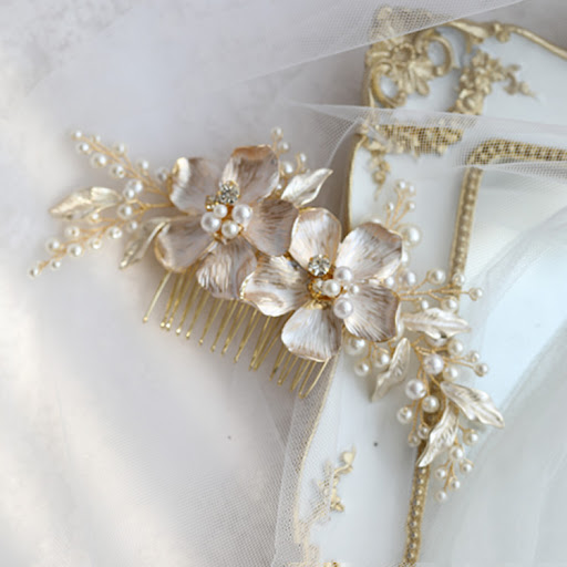 Title 5, Large Flower Pearl Hair Comb Bridal Beads, a st...
