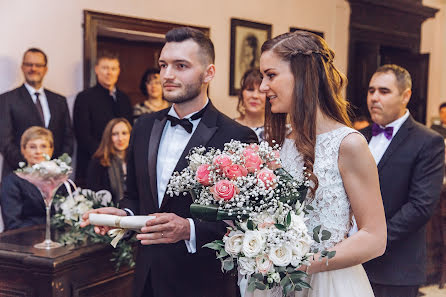 Fotografo di matrimoni Natalia Reznichenko (lovenotesphoto). Foto del 9 aprile 2018