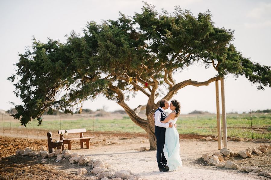 Fotógrafo de bodas Aleksandr Kuznecov (kuznetsoff). Foto del 12 de noviembre 2016