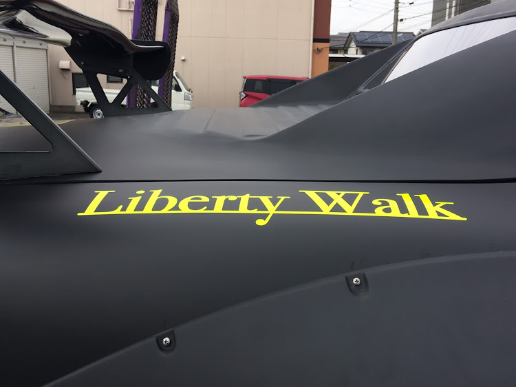 LB社外広報係長(自称)さんが投稿したLIBERTYWALK・三好自動車に関するカスタム事例の投稿画像5枚目