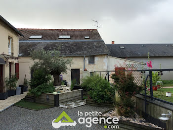 maison à Saint-Germain-du-Puy (18)