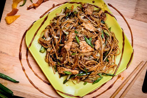 Chicken Kung Pao Noodles