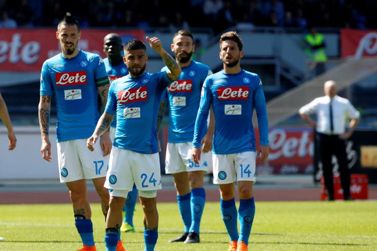 Serie A : Naples et Dries Mertens perdent deux précieux points à Milan 