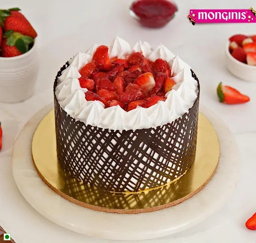 Monginis Strawberry Cake with Fresh Strawberry