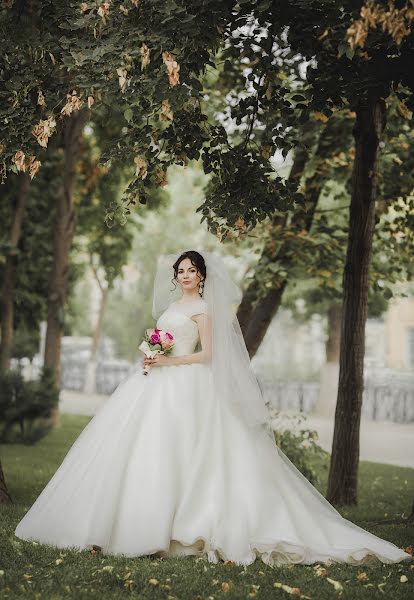 Fotógrafo de casamento Marat Adzhibaev (adjibaev). Foto de 7 de setembro 2015