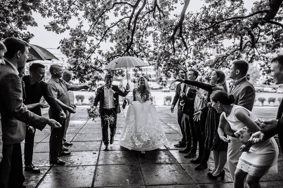 Fotógrafo de casamento Polina Pavlova (polina-pavlova). Foto de 24 de agosto 2017