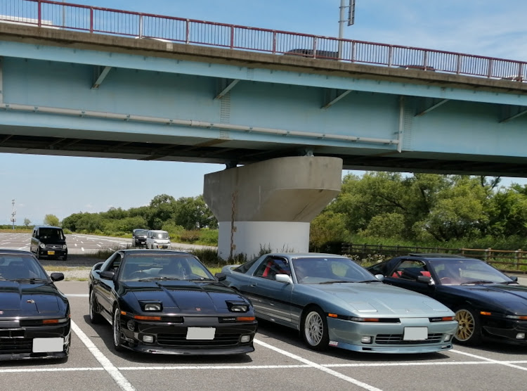 スープラの熱中症に注意・不正改造車取締月間・オフ会・梅雨の晴れ間に関するカスタム事例の投稿画像2枚目