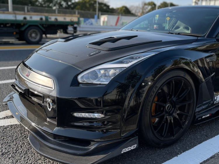 NISSAN GT-Rの左斜め前写真展・R35・めざせPickupcars・Rと共に生きる！・23の日に関するカスタム事例の投稿画像2枚目