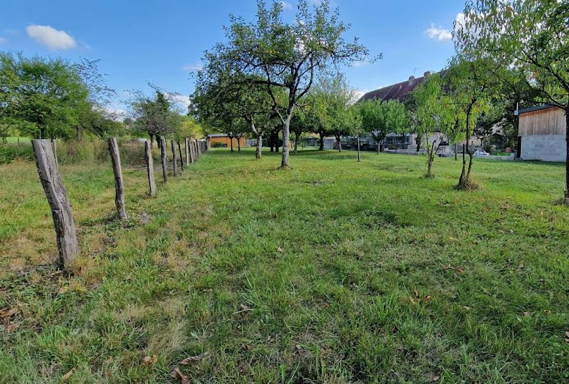  Vente Terrain à bâtir - 560m² à Bucey-lès-Gy (70700) 