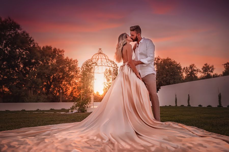 Fotógrafo de bodas Valentina Gagarina (valentinag). Foto del 17 de septiembre 2021