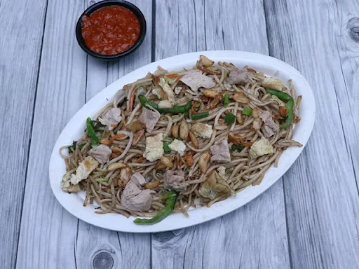 Chicken Burnt Garlic Noodles