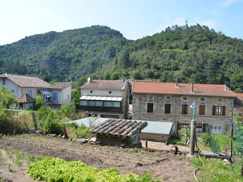 maison à Saint-Sauveur-de-Montagut (07)