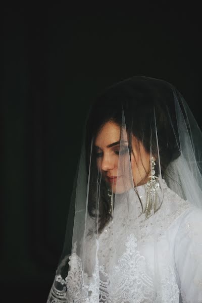 婚禮攝影師Olga Dronova（starlight）。2017 4月12日的照片