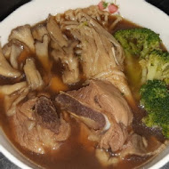 雙月食品社