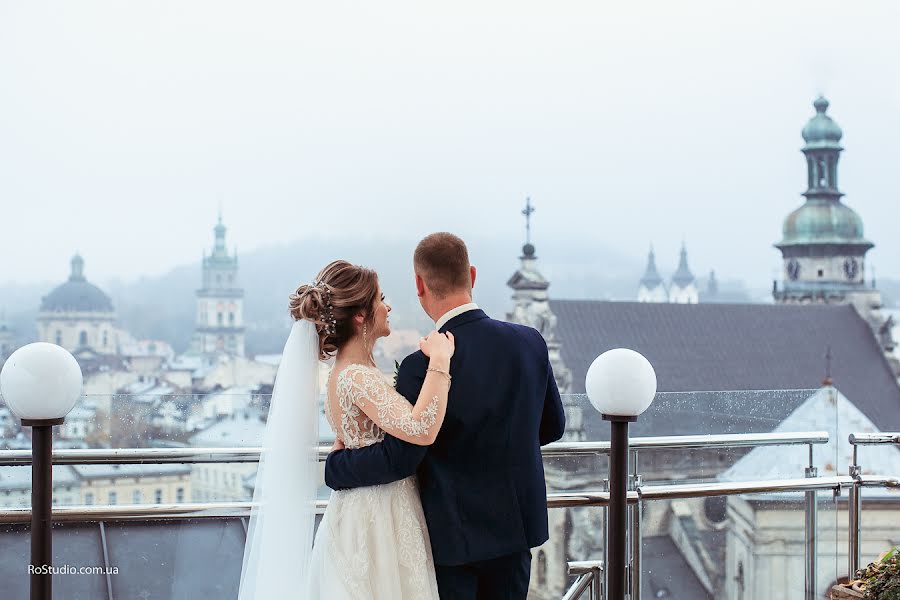 Bröllopsfotograf Tanya Rostudio (rostudio). Foto av 18 juni 2019