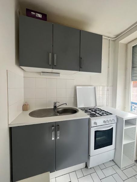 Location  appartement 2 pièces 35 m² à Nancy (54000), 470 €