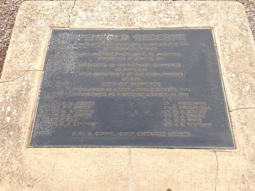 Penfold Reserve Memorial Plaque  