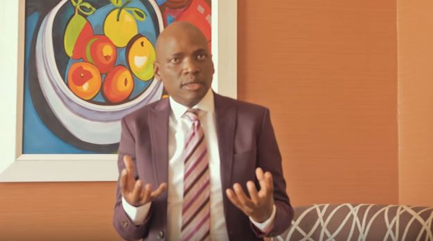 Hlaudi Motsoeneng is the star of Dr Malinga's new music video.