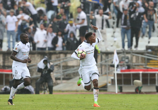 Vitoria Guimaraes' midfielder Bongani Zungu celebrates after scoring a goal during the Portuguese Cup Final match between SL Benfica and Vitoria Guimaraes at Estadio Nacional on May 28, 2017 in Oeiras, Portugal.