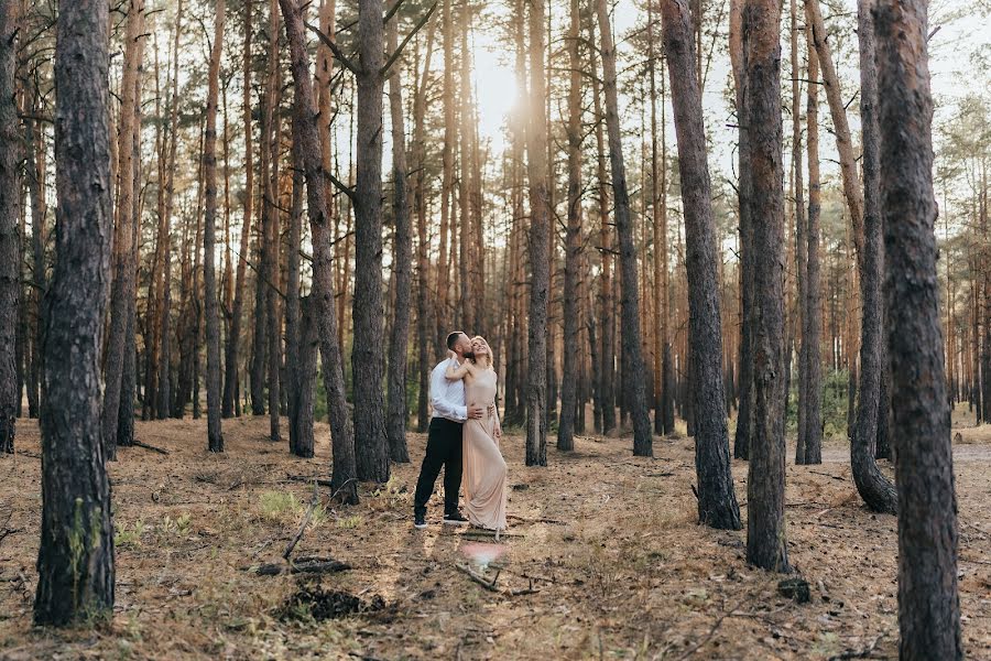 Fotógrafo de casamento Vitaliy Matviec (vmgardenwed). Foto de 4 de fevereiro