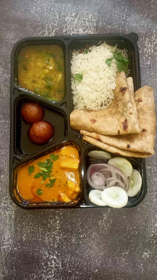 Shahi Paneer Thali