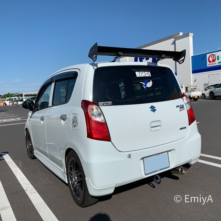 アルトの混用パーツ・HA35S・アルトエコ・GTウイング取り付け・加工下げに関するカスタム事例の投稿画像5枚目