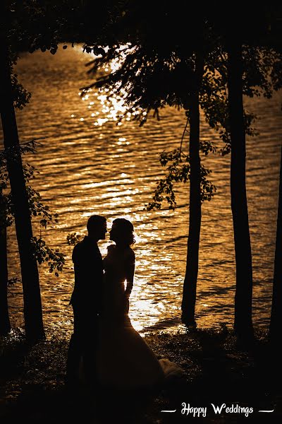 Fotografo di matrimoni Cristian Mocan (cristimocan). Foto del 4 luglio 2018