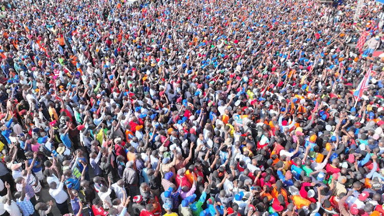 Wiper leader Kalonzo Musyoka addressing residents of Nairobi at Mukuru Kwa Njenga on June 2, 2022. This is the first rally with Raila Odinga since rejoining the coalition.